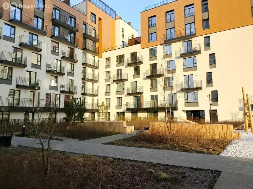 3-комнатная квартира: Курган, улица Коли Мяготина, 181 (66.8 м) - Фото 1