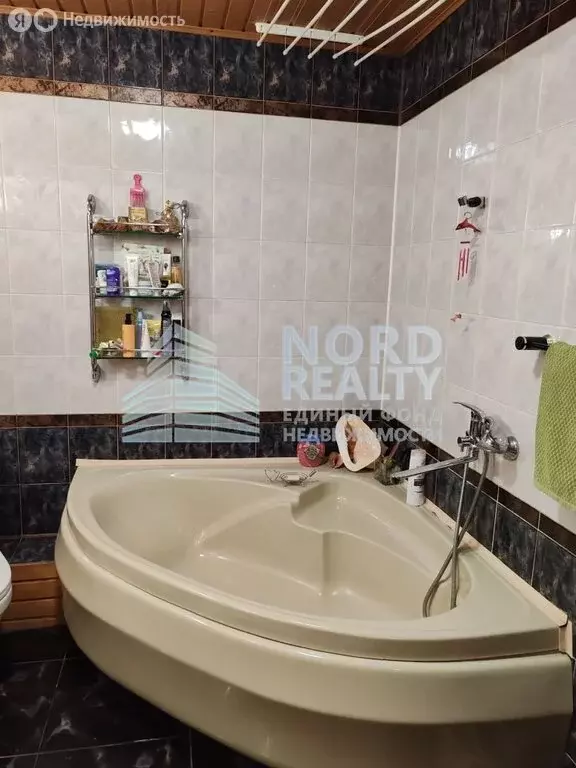 3-комнатная квартира: Мурманск, улица Зои Космодемьянской, 10 (73 м) - Фото 1