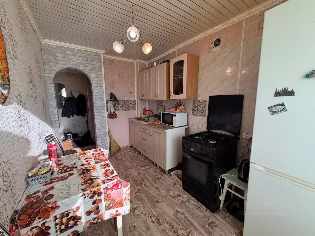 2-к кв. Владимирская область, Александров пер. Красный, 2 (48.6 м) - Фото 1