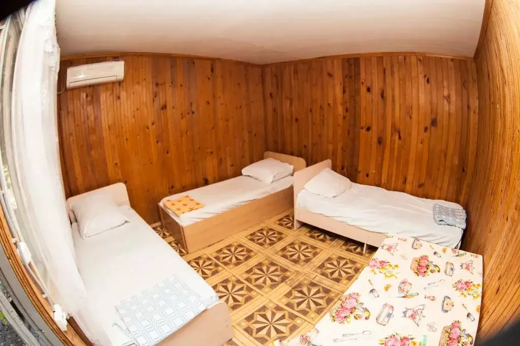Дом в Краснодарский край, Ейск ул. Победы, 150 (15 м) - Фото 1