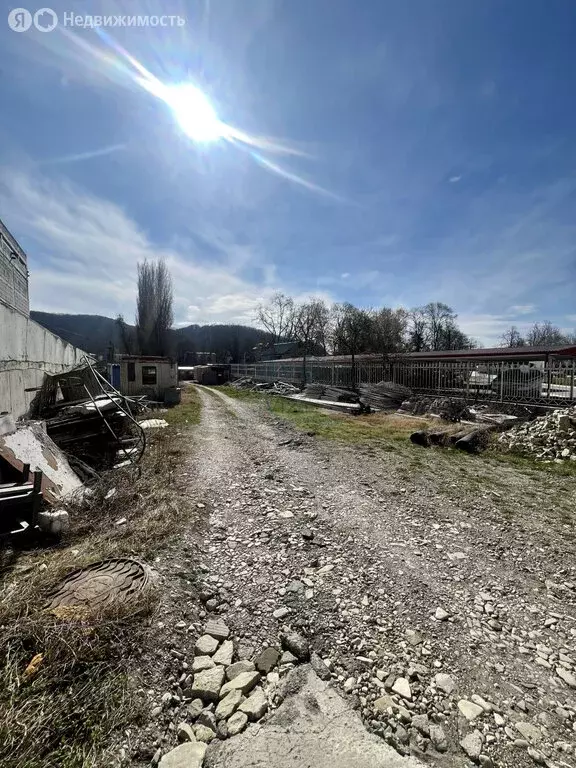 Участок в посёлок городского типа Новомихайловский, улица Мира (9.68 ... - Фото 2