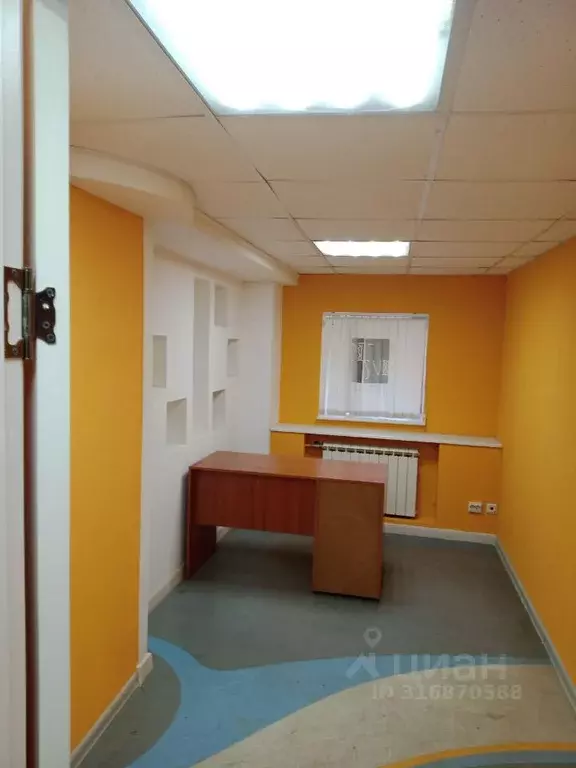Офис в Санкт-Петербург 19-я Васильевского острова линия, 4 (14 м) - Фото 1