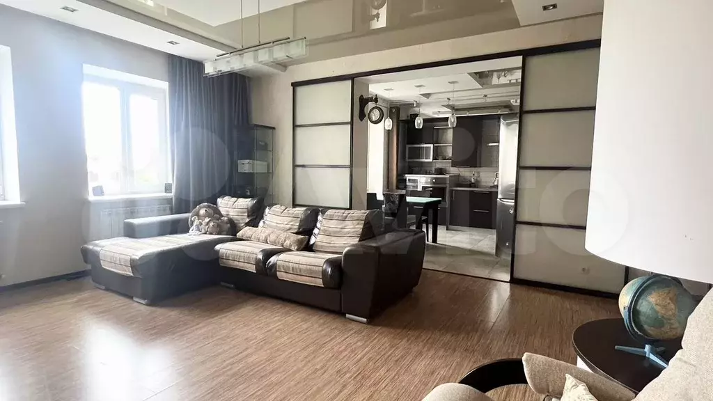 3-к. квартира, 100 м, 4/5 эт. - Фото 0