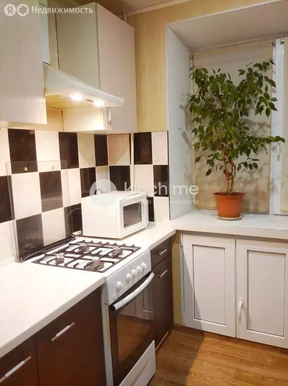 3-комнатная квартира: Казань, улица Академика Павлова, 23 (62.1 м) - Фото 1