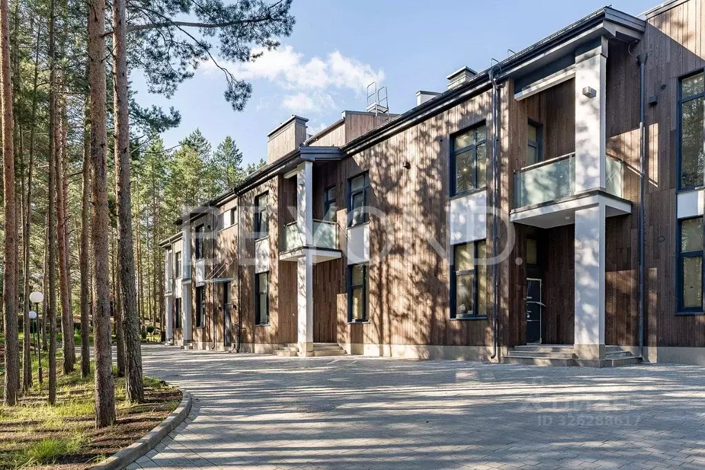 Таунхаус в Санкт-Петербург, Санкт-Петербург, Сестрорецк дор. Заречная, ... - Фото 1