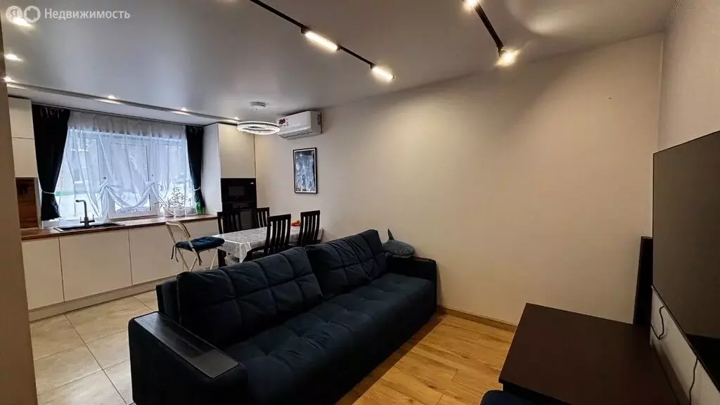 3-комнатная квартира: Уфа, проспект Октября, 39/1 (58.9 м) - Фото 2