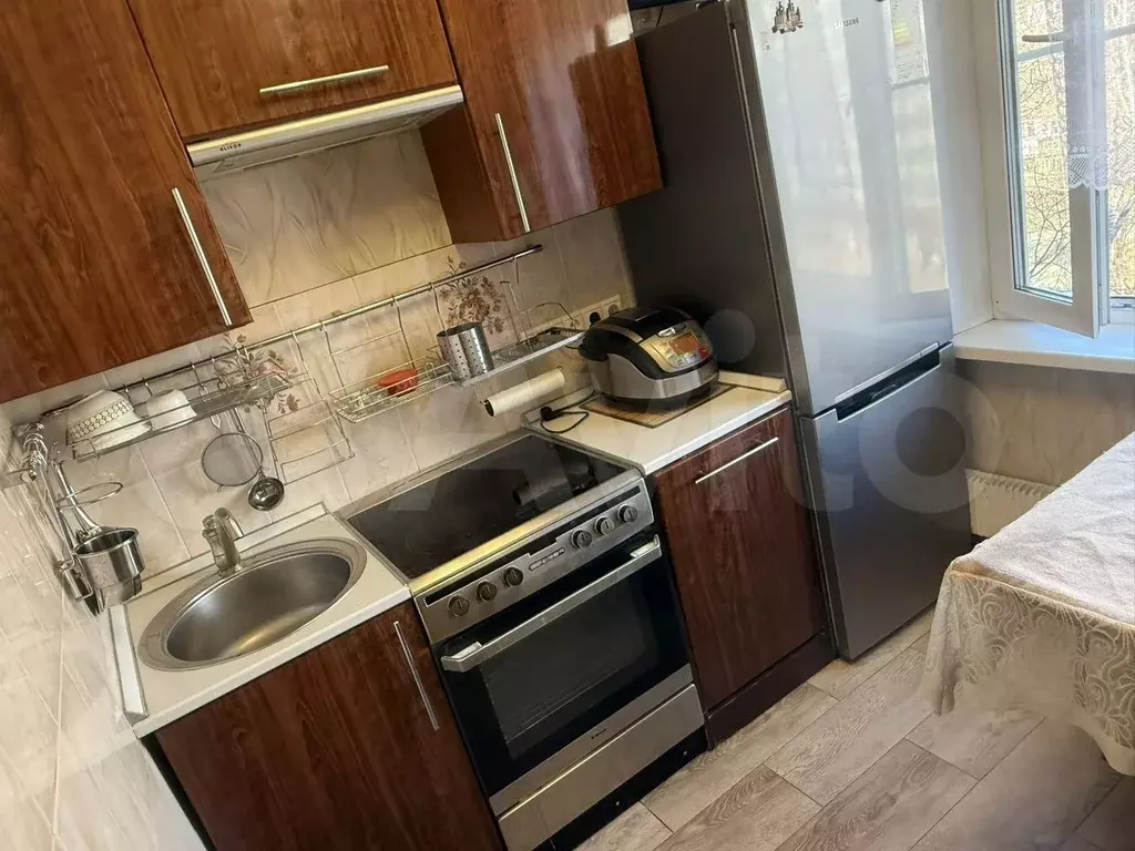 2-к. квартира, 52 м, 6/9 эт. - Фото 0
