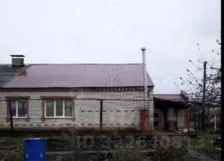 Дом в Саратовская область, Лысогорский район, Гремячинское ... - Фото 1