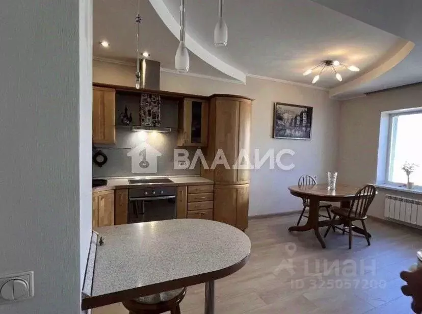 4-к кв. Бурятия, Улан-Удэ Ключевская ул., 55Б (104.2 м) - Фото 1