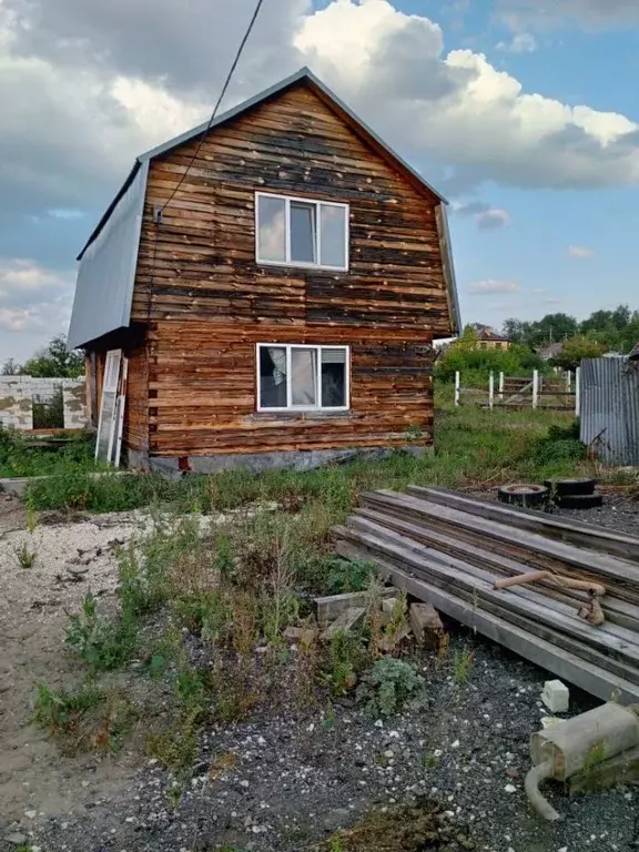 Дом в Саратовская область, Саратов проезд 7-й Танталовский, 7 (135 м) - Фото 1