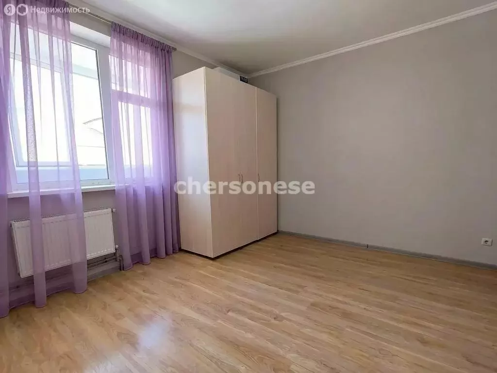 1-комнатная квартира: Севастополь, улица Комбрига Потапова, 16 (45 м) - Фото 2