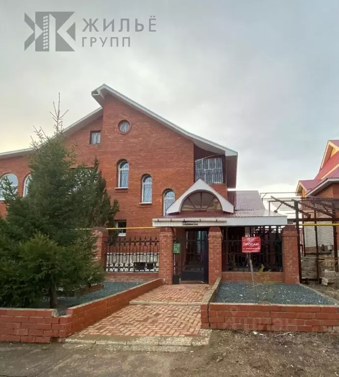 Коттедж в Татарстан, Набережные Челны 68-й комплекс, ул. Зеленая, 28 ... - Фото 0