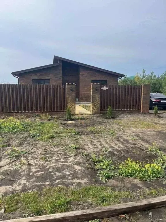 Дом в Белгородская область, Старооскольский городской округ, с. Озерки ... - Фото 1