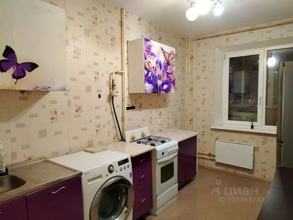 3-к кв. Волгоградская область, Волгоград ул. Маршала Воронова, 18 ... - Фото 2