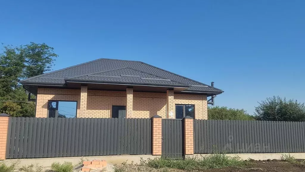 Дом в Краснодарский край, Белореченский район, Южненское с/пос, пос. ... - Фото 1