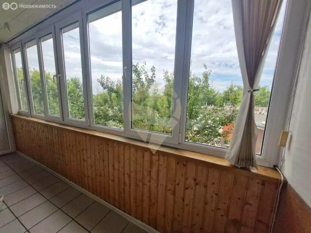 3-комнатная квартира: Старый Оскол, улица Мичурина, 4Б (72.59 м) - Фото 0