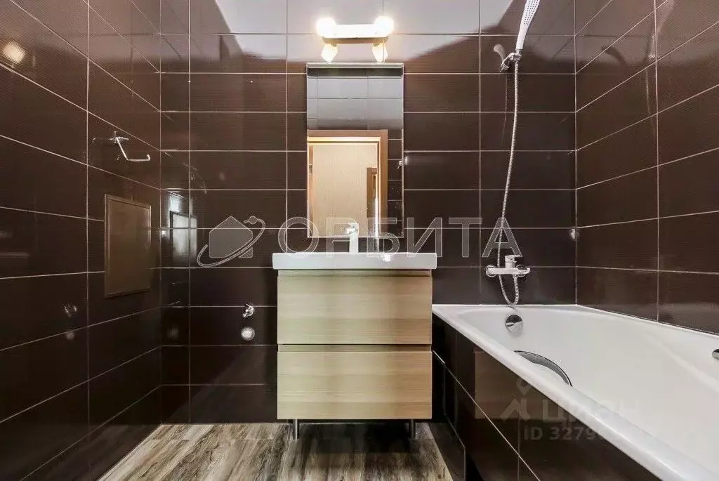 2-к кв. Тюменская область, Тюмень проезд Тихий, 2 (56.6 м) - Фото 2