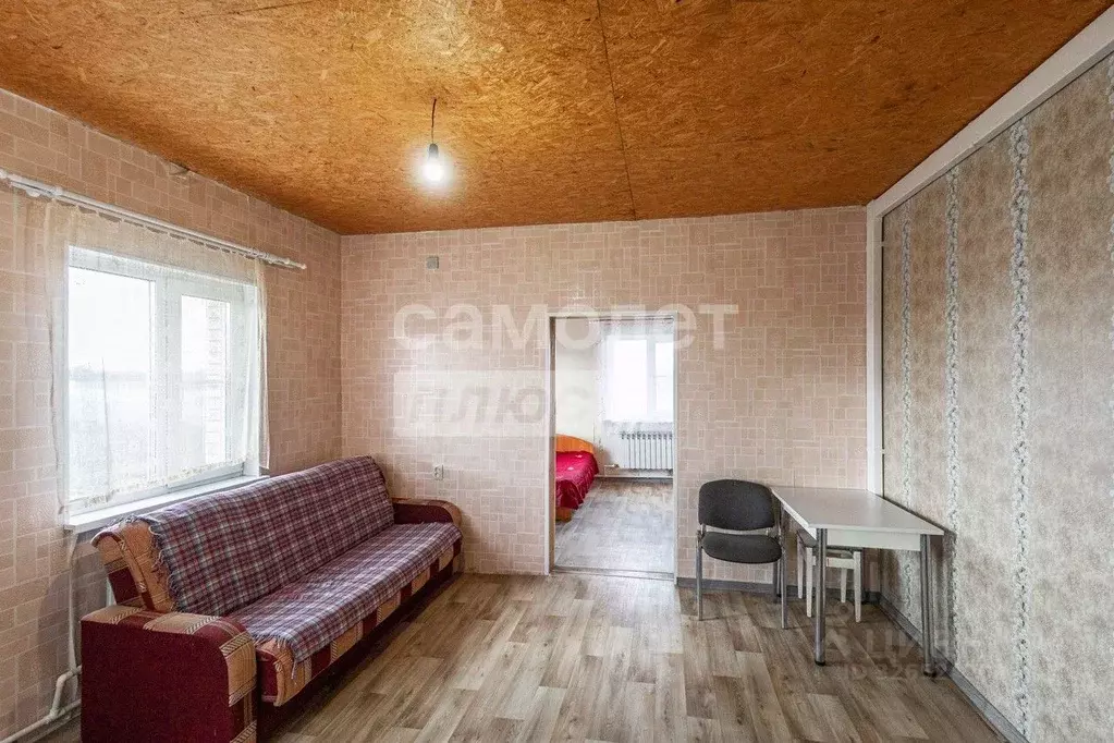 Дом в Омская область, Любинский район, с. Любино-Малороссы ... - Фото 1