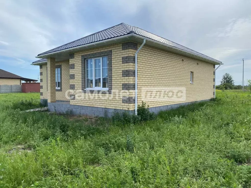 Дом в Белгородская область, Белгородский район, Разумное рп ул. ... - Фото 1