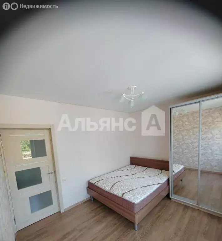 Дом в Шахты, улица Нариманова (130 м) - Фото 1