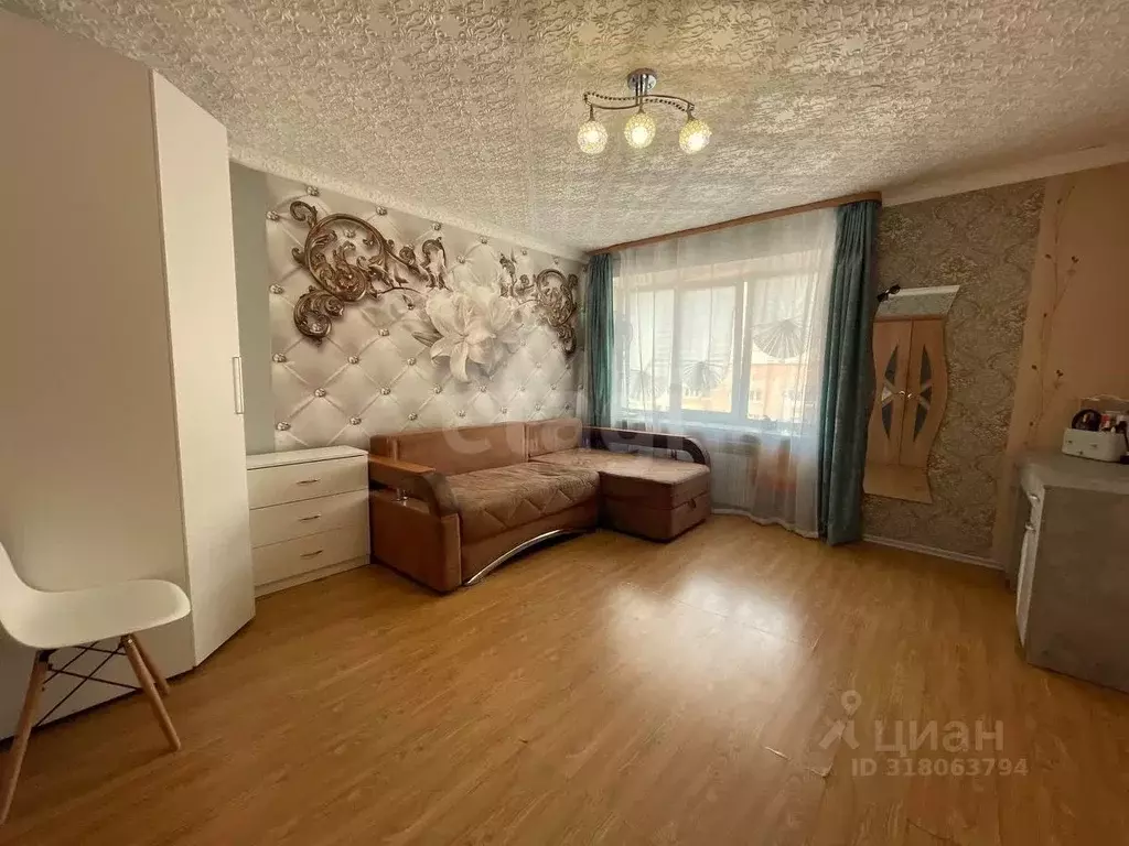 3-к кв. Приморский край, Владивосток ул. Чкалова, 8 (60.5 м) - Фото 0