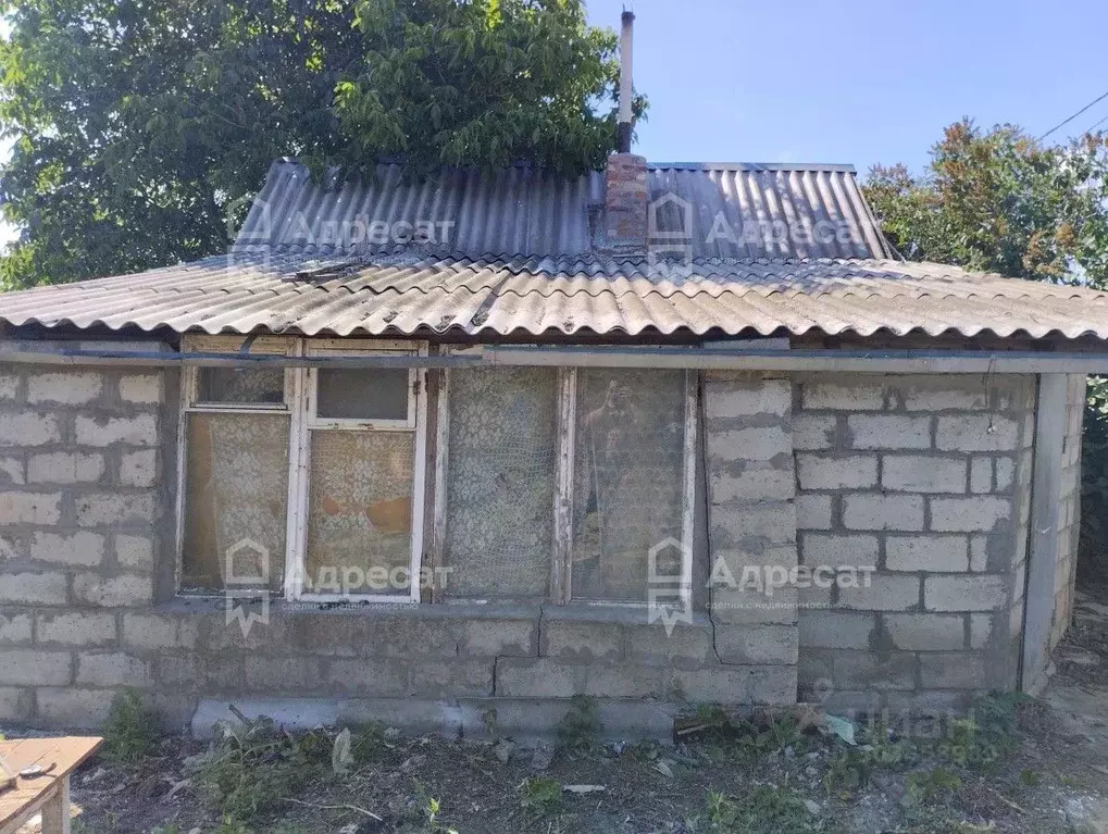 Дом в Волгоградская область, Волгоград ул. Джамбула Джабаева (36 м) - Фото 1