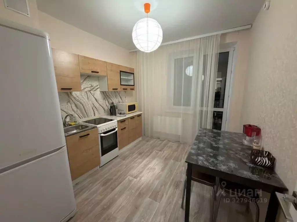 1-к кв. Татарстан, Набережные Челны ул. Академика Королева, 20Г (32.0 ... - Фото 1