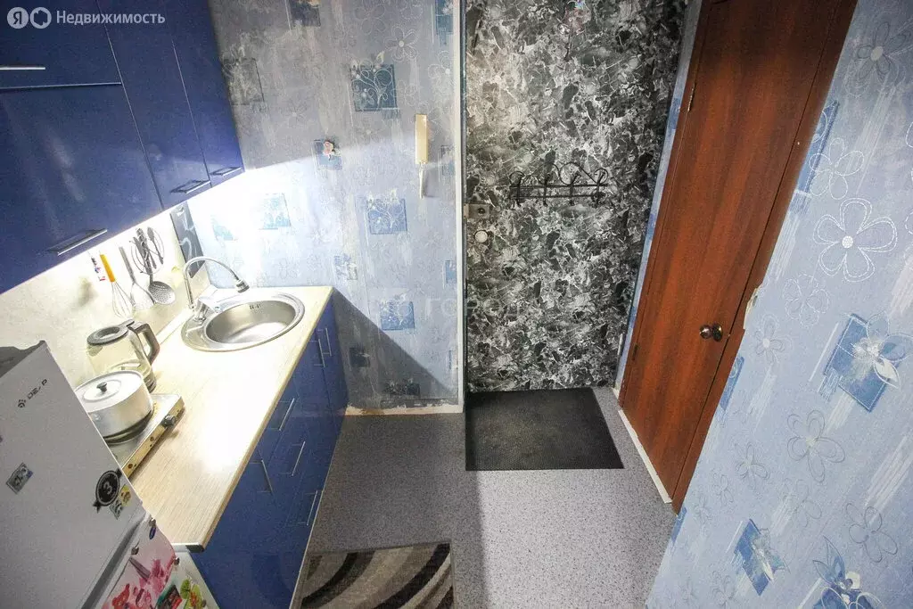 1-комнатная квартира: Барнаул, улица 40 лет Октября, 33А (16.9 м) - Фото 2