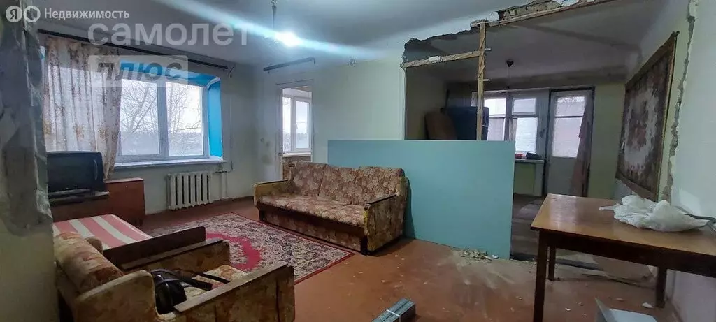 4-комнатная квартира: Верхняя Салда, улица Карла Маркса, 5 (61.9 м) - Фото 1