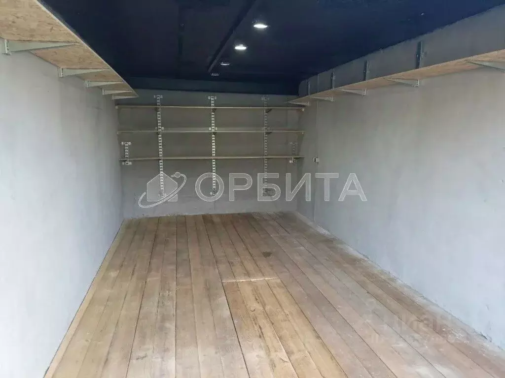 Гараж в Тюменская область, Тюмень ул. 50 лет ВЛКСМ, 115 (18 м) - Фото 1