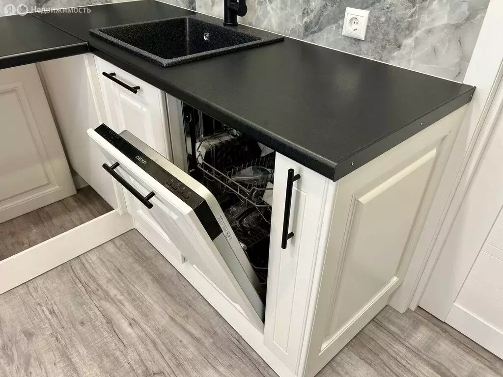 2-комнатная квартира: Тюмень, Ставропольская улица, 11 (53 м) - Фото 2