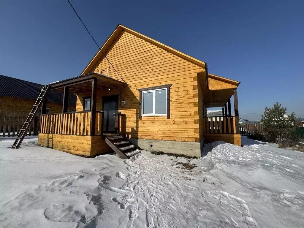 Дом в Иркутская область, Иркутский муниципальный округ, с. Смоленщина ... - Фото 1