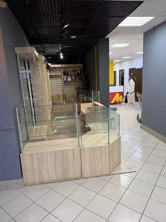 Помещение свободного назначения в Москва, Москва, Московский г. 3-й ... - Фото 2