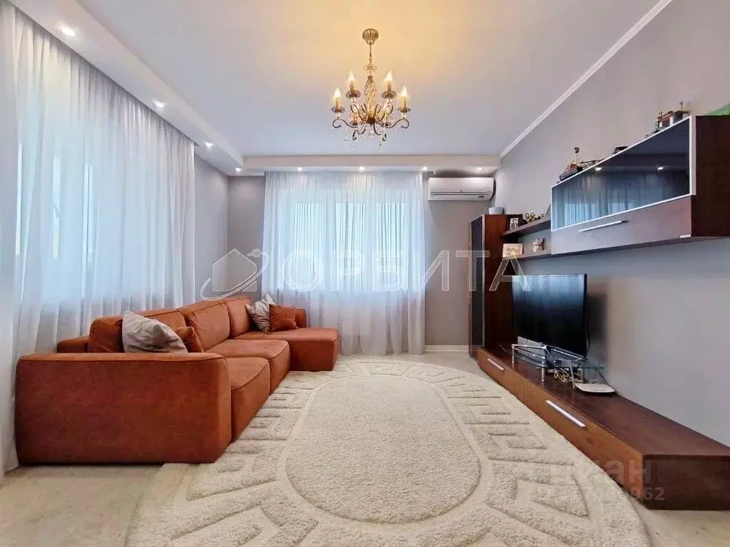 2-к кв. Тюменская область, Тюмень Солнечный проезд, 25к1 (89.1 м) - Фото 0