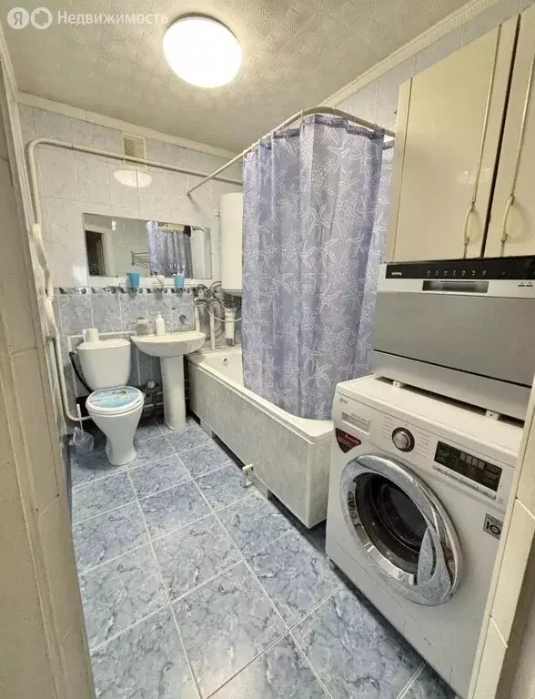 3-комнатная квартира: Барабинск, улица Карла Маркса, 114 (60.3 м) - Фото 1