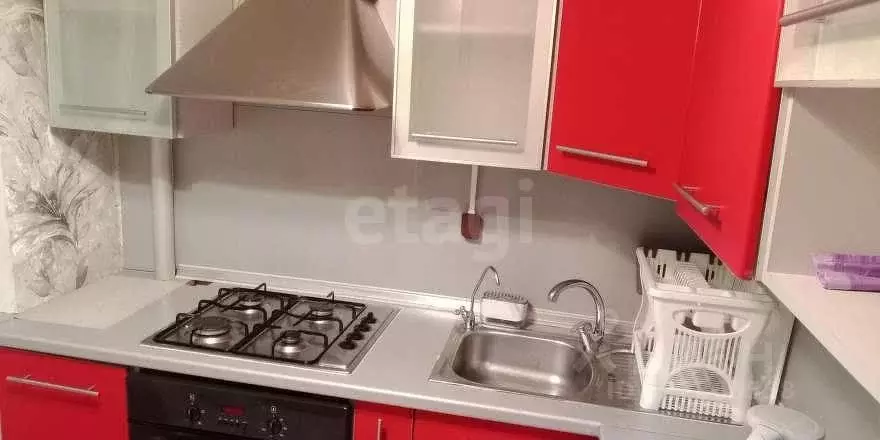 3-к кв. Тюменская область, Тюмень ул. Республики, 172 (42.0 м) - Фото 2