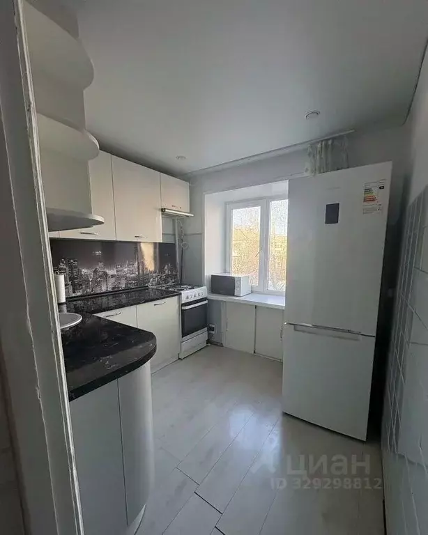 2-к кв. Красноярский край, Красноярск Аэровокзальная ул., 2Б (42.0 м) - Фото 1