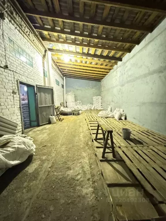 Склад в Саратовская область, Балашовский район, с. Репное пер. ... - Фото 1