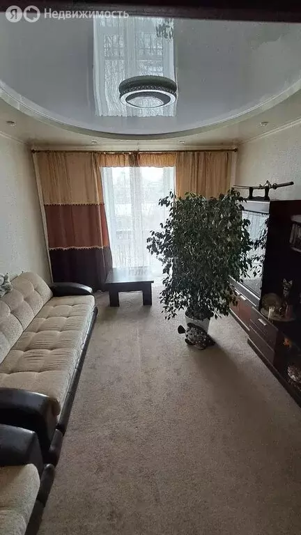 3-комнатная квартира: Уфа, улица Карла Маркса, 36 (74 м) - Фото 1