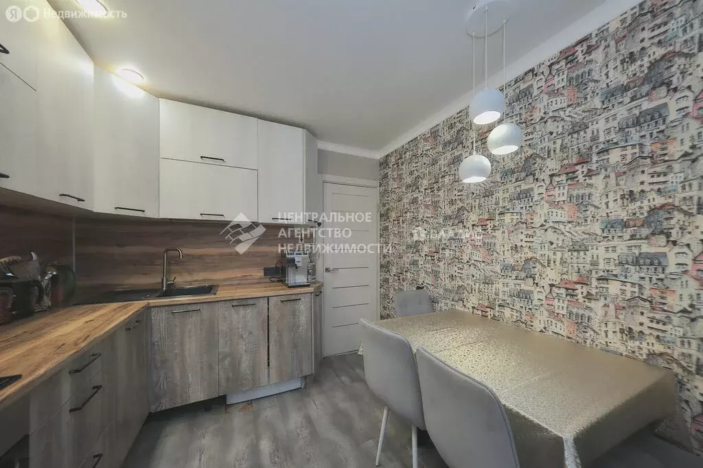 3-комнатная квартира: Рязань, улица Стройкова, 11 (61 м) - Фото 2