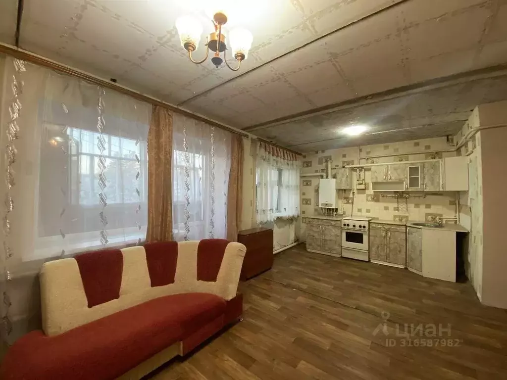 3-к кв. Чувашия, Урмары пгт ул. Мира, 14 (66.6 м) - Фото 1