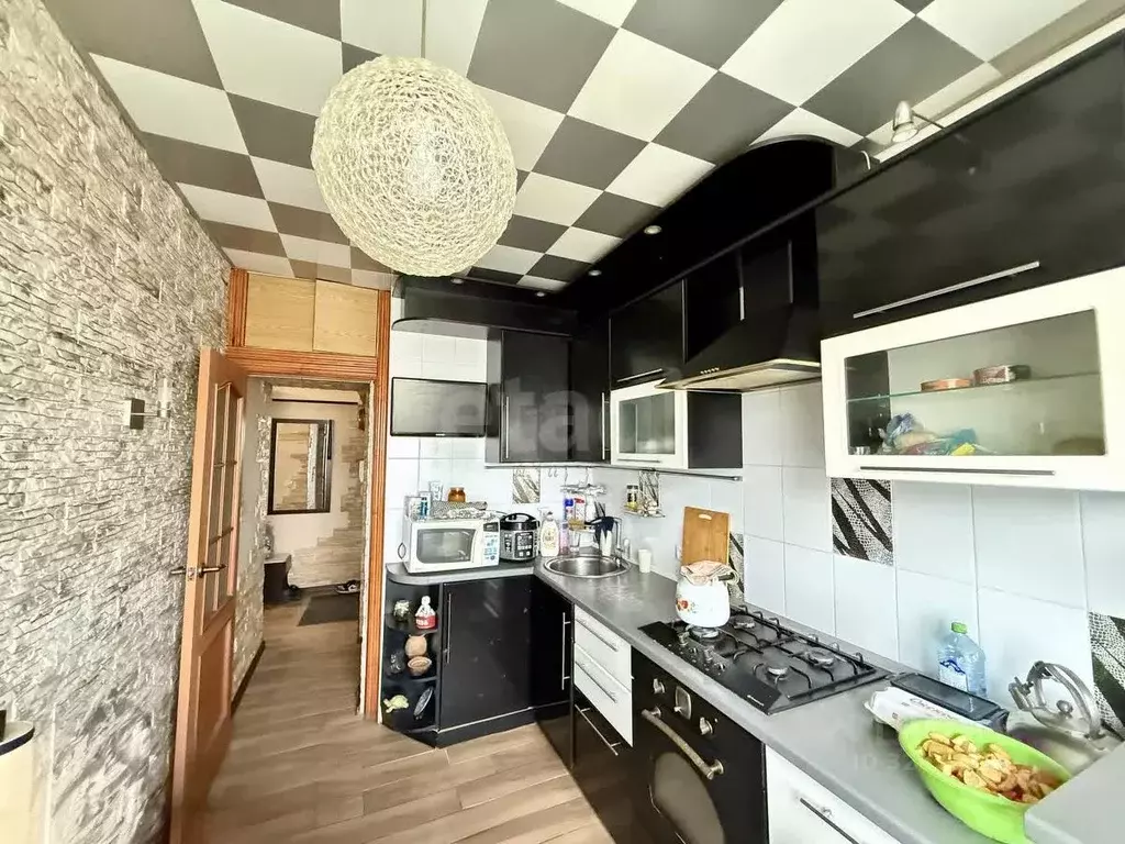 3-к кв. Тульская область, Тула Литейная ул., 32 (64.3 м) - Фото 2