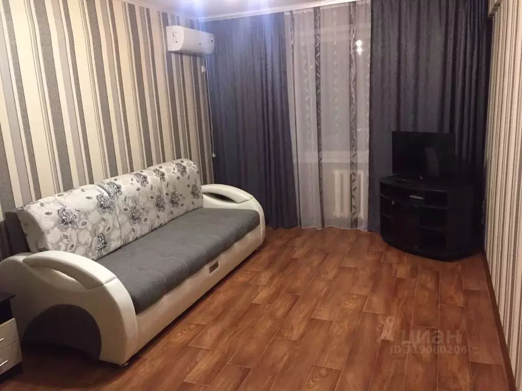 2-к кв. Саратовская область, Балаково Красноармейская ул., 7 (48.0 м) - Фото 1