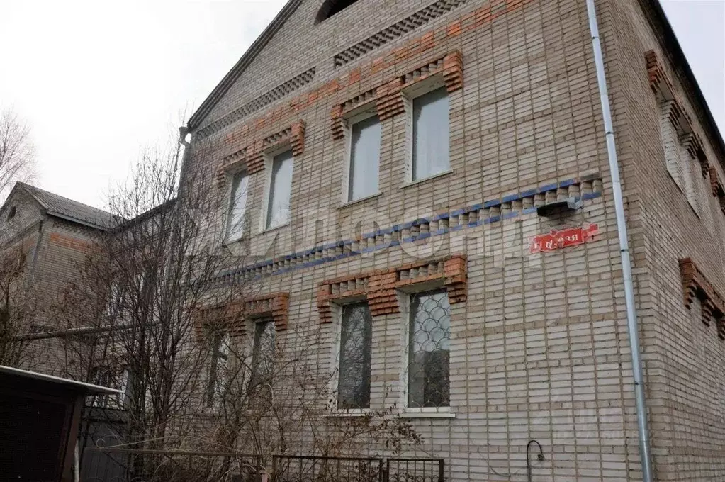 Дом в Хакасия, Абакан Народная ул. (250 м) - Фото 2