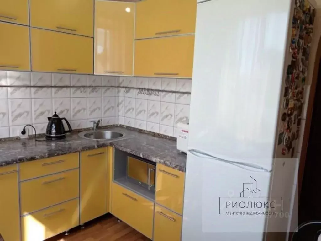 3-к кв. Челябинская область, Магнитогорск ул. Казакова, 5 (73.9 м) - Фото 2