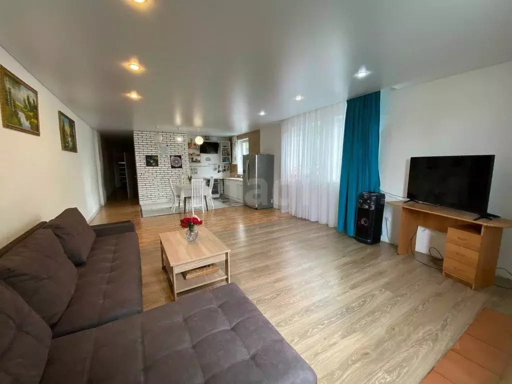 Дом в Орловская область, Орел Волжский пер., 5 (200 м) - Фото 1