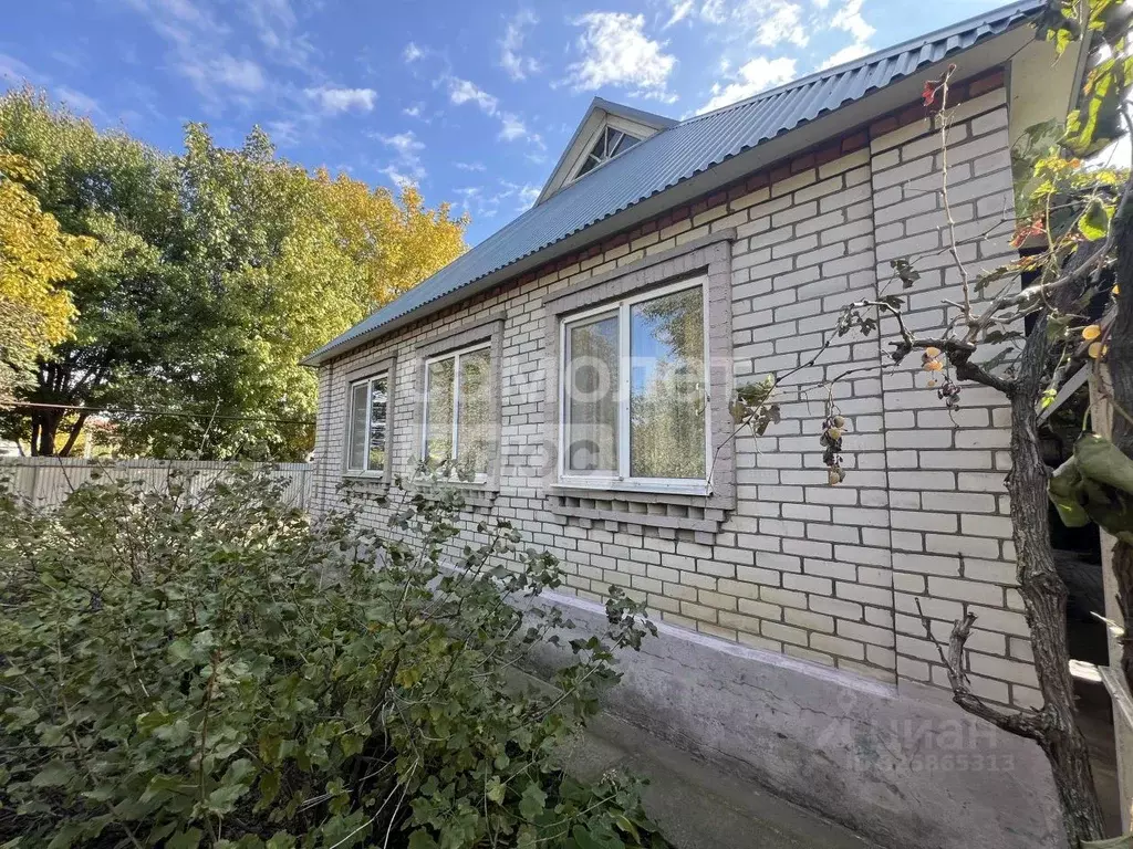 Дом в Краснодарский край, Динской район, Первореченское с/пос, с. ... - Фото 1