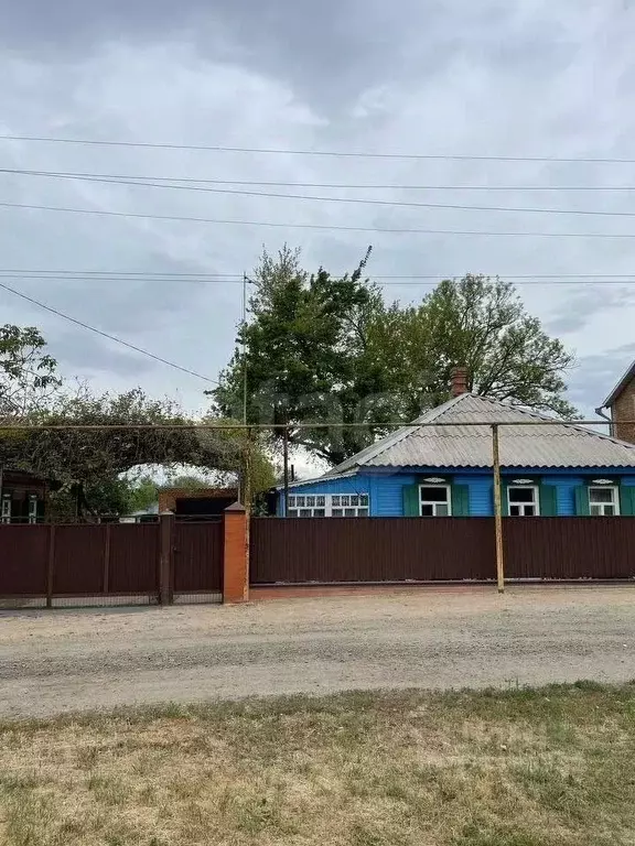 Дом в Ростовская область, Азовский район, Круглянское с/пос, с. ... - Фото 1