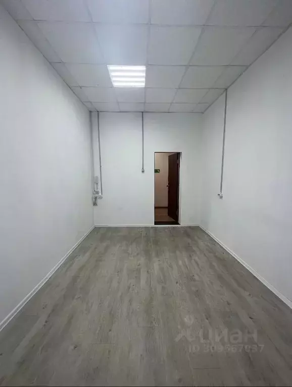 Офис в Свердловская область, Екатеринбург ул. Сакко и Ванцетти, 58В ... - Фото 1