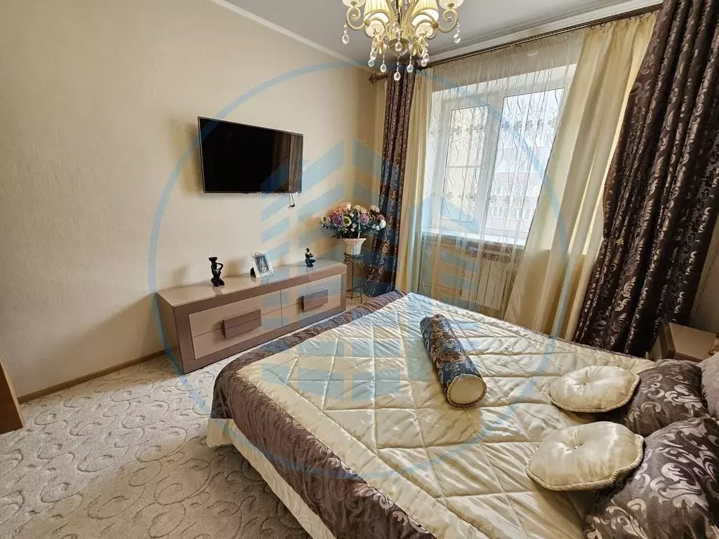 3-к кв. Ставропольский край, Ессентуки Пятигорская ул., 121К2 (72.8 м) - Фото 1